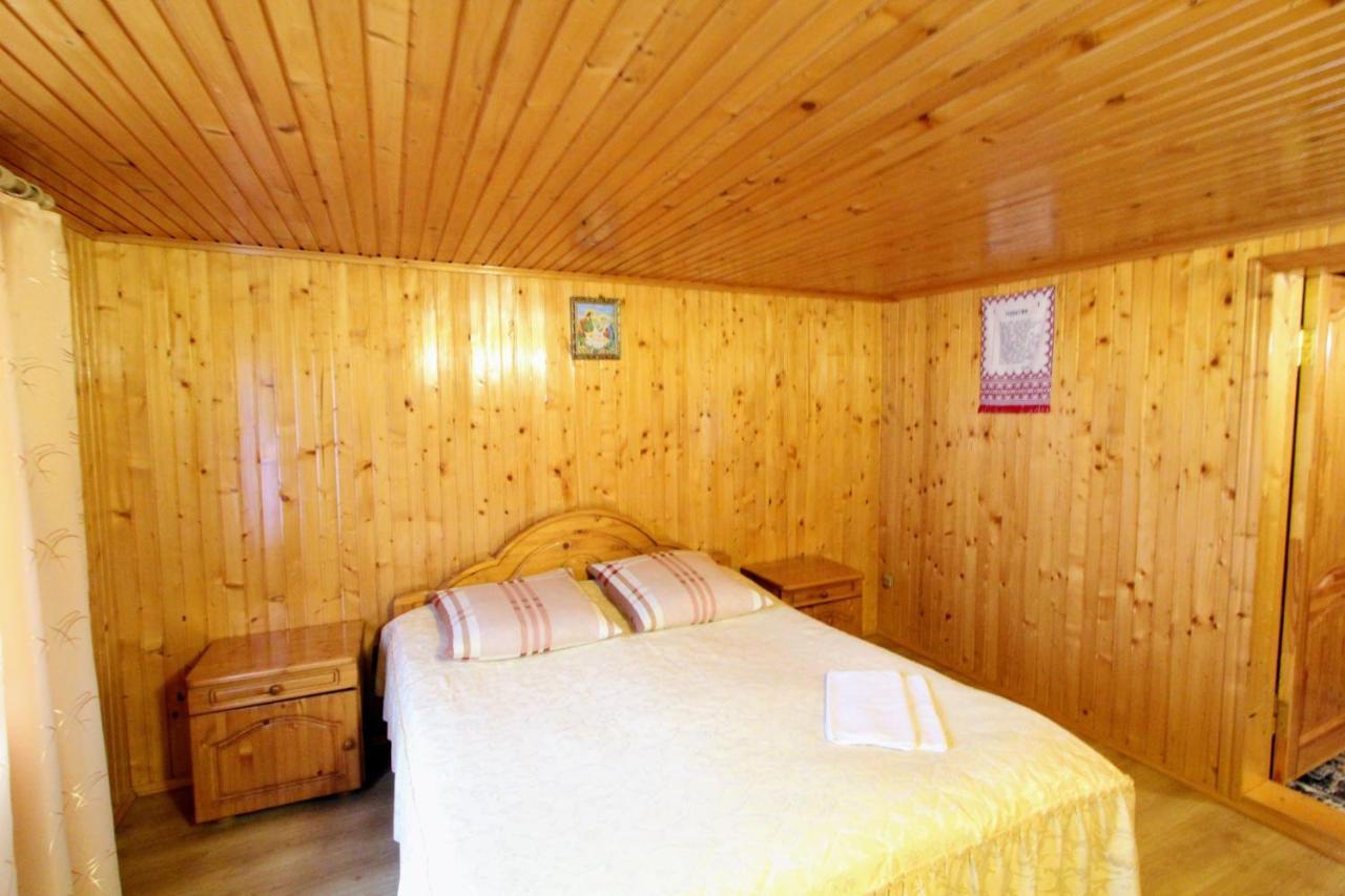 Карпатська Полонина Apartment ยาเรมชา ภายนอก รูปภาพ