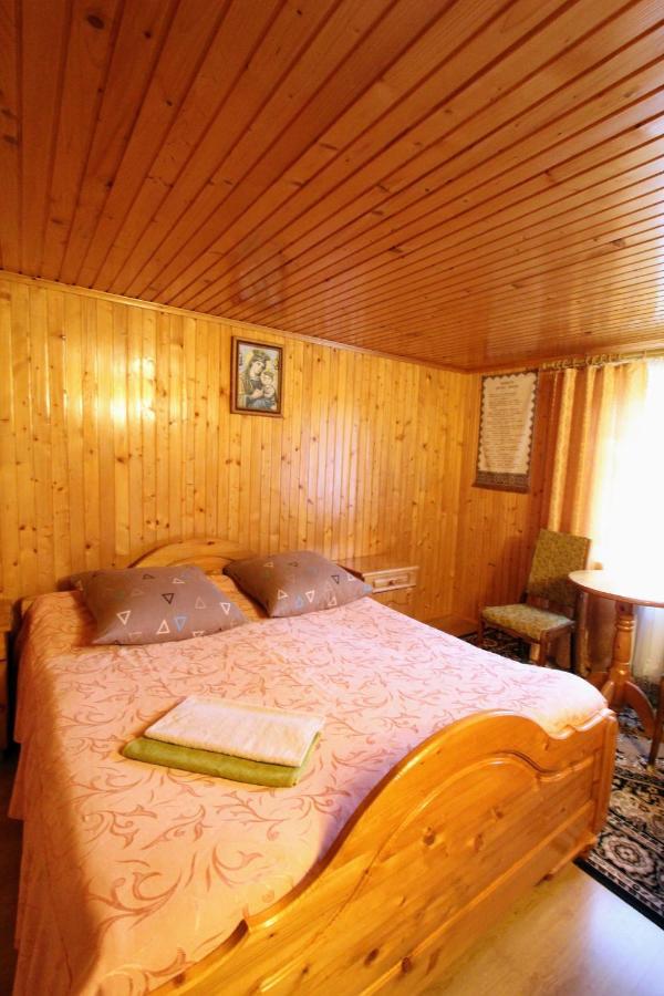 Карпатська Полонина Apartment ยาเรมชา ภายนอก รูปภาพ