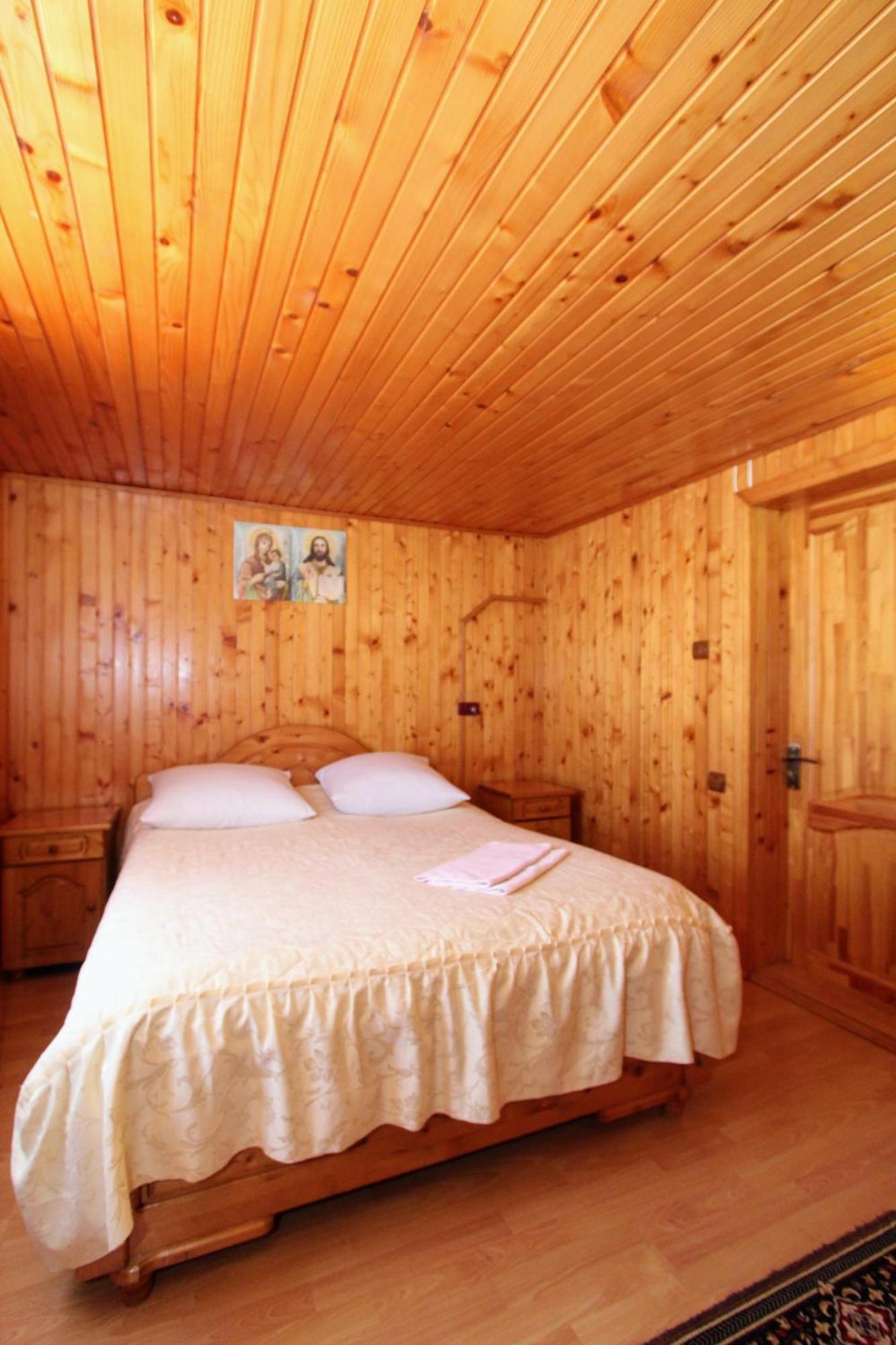 Карпатська Полонина Apartment ยาเรมชา ภายนอก รูปภาพ