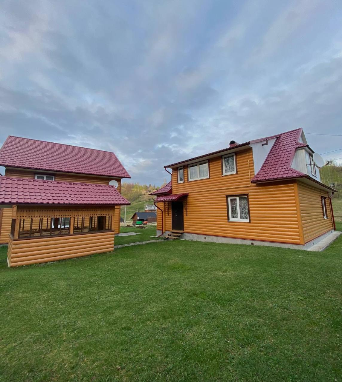 Карпатська Полонина Apartment ยาเรมชา ภายนอก รูปภาพ