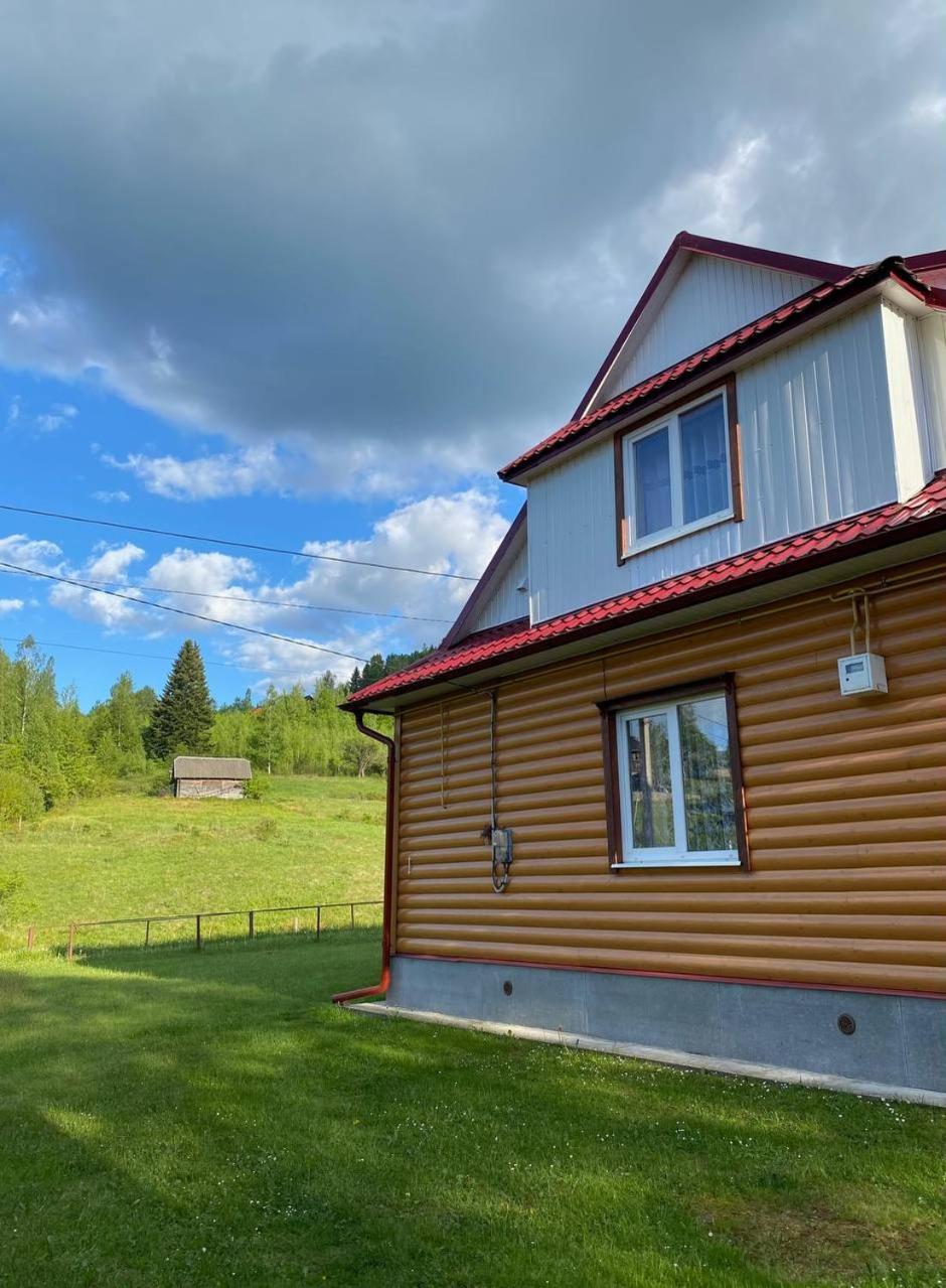 Карпатська Полонина Apartment ยาเรมชา ภายนอก รูปภาพ